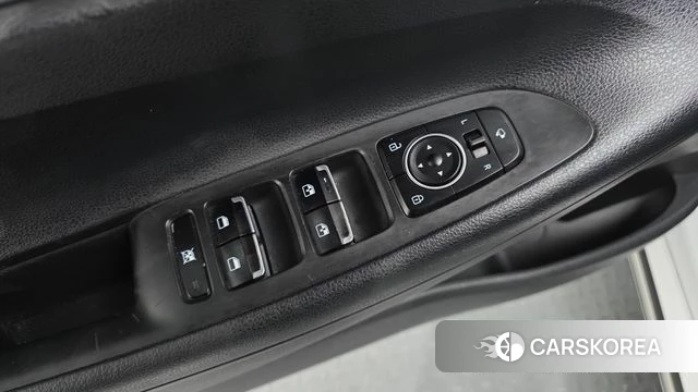 Hyundai Grandeur IG id 4967300 из Кореи 26