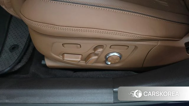 Genesis G90 id 5023316 из Кореи 26