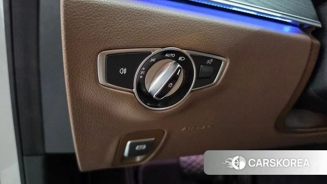 Mercedes-Benz E-Class W213 id 4967189 из Кореи 26