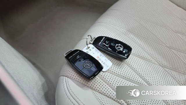 Mercedes-Benz AMG GT id 5026472 из Кореи 26