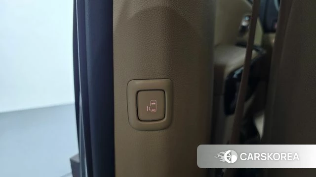 Kia The New Carnival id 4953060 из Кореи 26