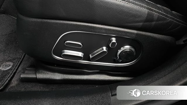 Genesis G90 (RS4) id 4929399 из Кореи 26