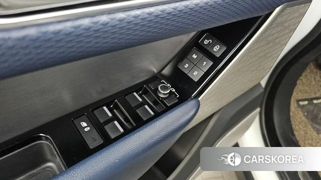 Land Rover Range Rover Velar id 4998695 из Кореи 26