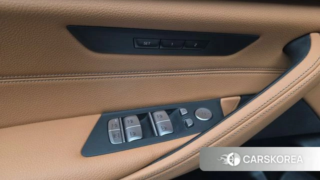 BMW 5 Series (G30) id 5033787 из Кореи 26