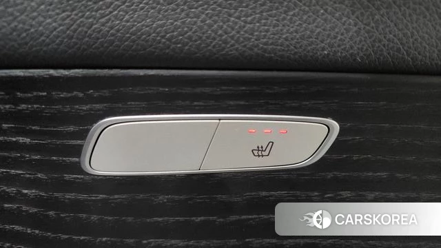 Mercedes-Benz E-Class W213 id 4988428 из Кореи 26