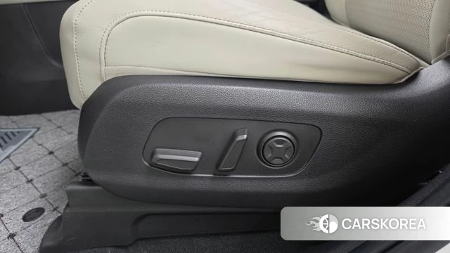 Kia Carnival 4th generation id 4764619 из Кореи 26