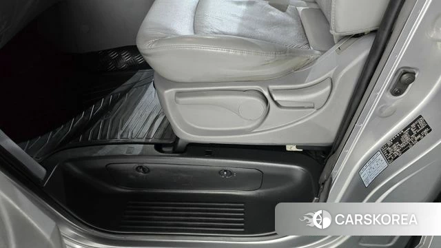 Hyundai The New Grand Starex id 5004653 из Кореи 26