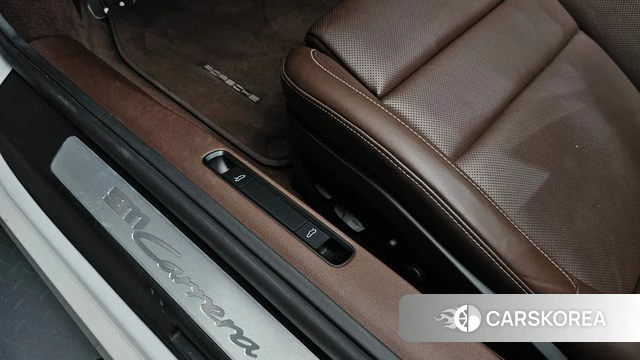 Porsche 911(992) id 4737049 из Кореи 26