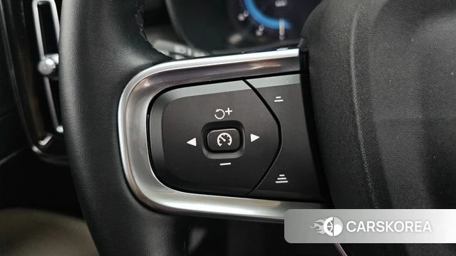 Volvo XC40 id 4892902 из Кореи 26