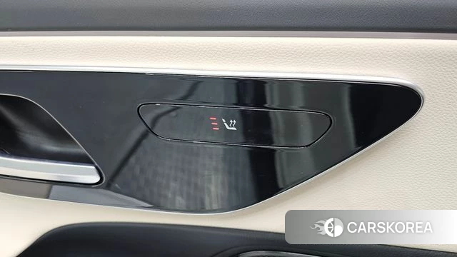 Mercedes-Benz E-Class W214 id 4940948 из Кореи 26