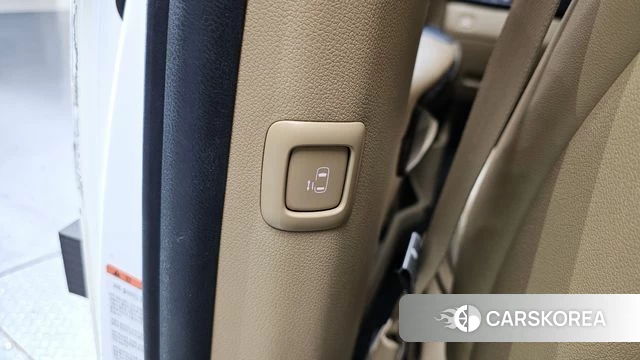 Kia The New Carnival id 4960471 из Кореи 26