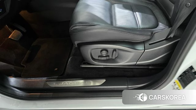 Jaguar E-PACE id 4698092 из Кореи 26