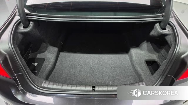 BMW 5 Series (G30) id 4978201 из Кореи 26