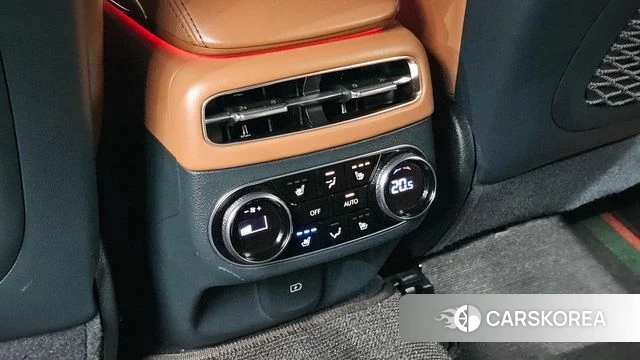 Genesis GV70 id 4980767 из Кореи 26