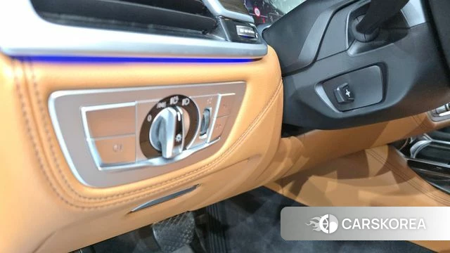BMW 7 Series (G11) id 5040771 из Кореи 26