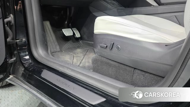 Tesla Model Y id 4976405 из Кореи 26