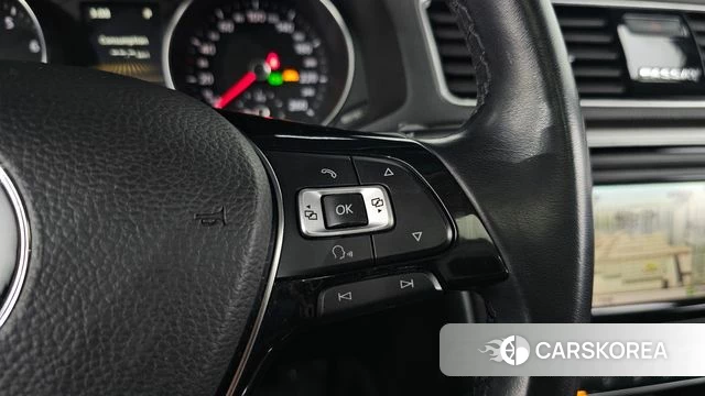 Volkswagen The New Passat id 5029327 из Кореи 26