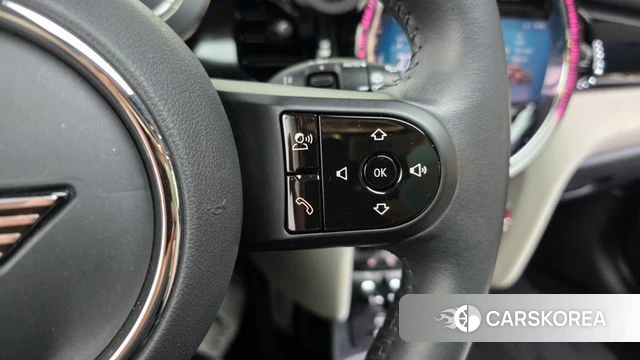 Mini Cooper S id 5040250 из Кореи 26