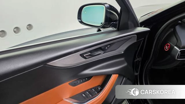 Jaguar XE id 4923497 из Кореи 26