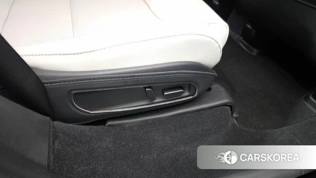 Tesla Model Y id 4847143 из Кореи 26