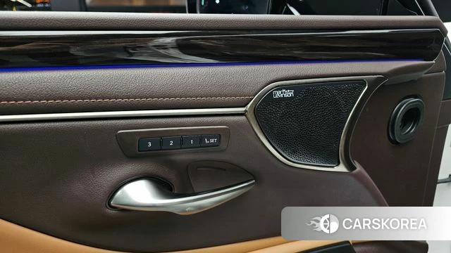 Lexus ES300h 7th generation id 5013741 из Кореи 26