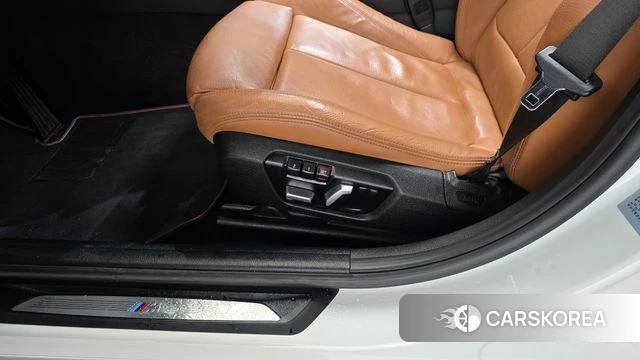 BMW 3 Series (F30) id 4988542 из Кореи 26