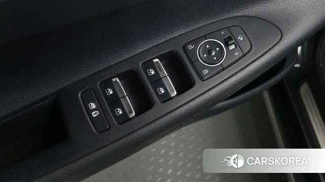 Hyundai The New Grandeur IG Hybrid id 5013076 из Кореи 27