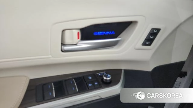 Toyota Sienna 4th Generation id 5039146 из Кореи 27