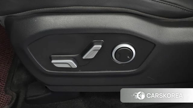 Hyundai Santa Fe (MX5) id 4980613 из Кореи 27