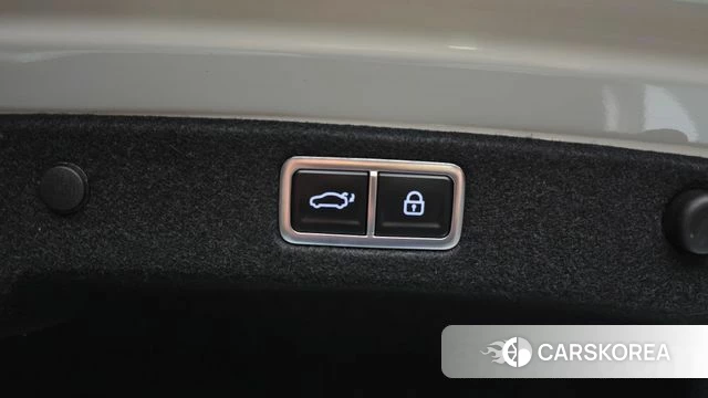 Hyundai Grandeur (GN7) id 5045927 из Кореи 27