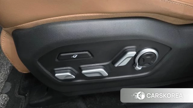 Hyundai Santa Fe (MX5) id 5016541 из Кореи 27