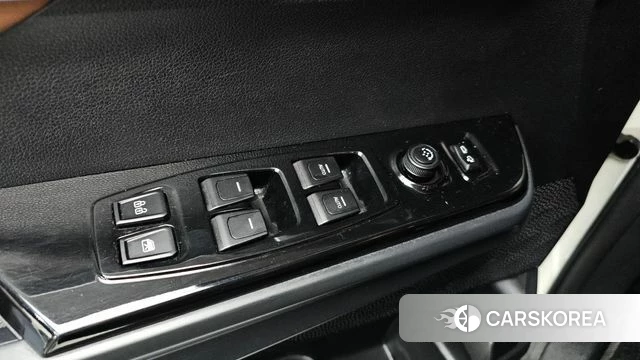 Ssangyong Torres id 5053023 из Кореи 27