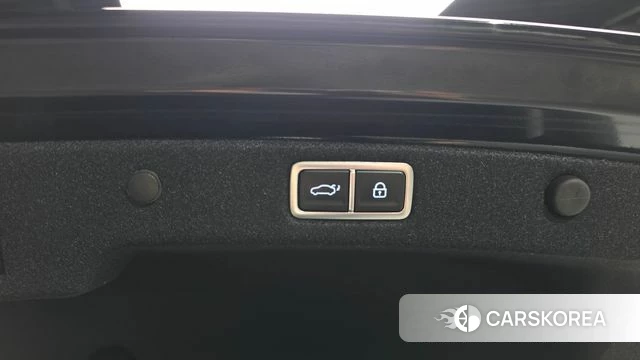 Hyundai Grandeur (GN7) id 4985781 из Кореи 27