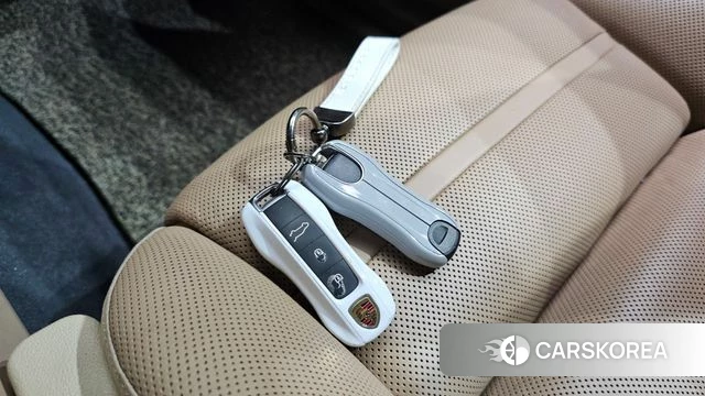 Porsche Cayenne (PO536) id 4672536 из Кореи 27