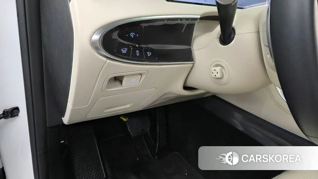 Genesis GV70 id 5039224 из Кореи 27