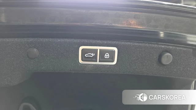 Hyundai Grandeur (GN7) id 5027221 из Кореи 27