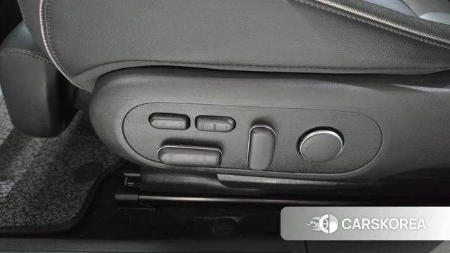 Hyundai The New Ionic 5 id 4847595 из Кореи 27
