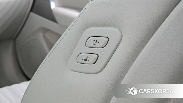 Genesis The New G70 id 4987147 из Кореи 27