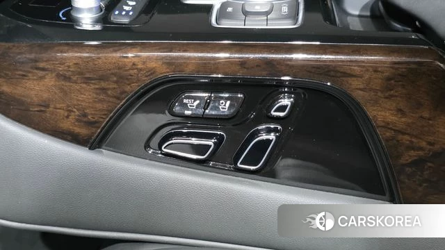 Genesis G90 id 4992616 из Кореи 27