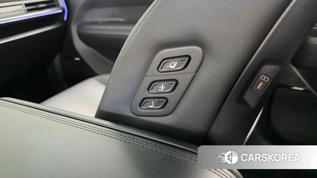 Hyundai Santa Fe (MX5) id 4957630 из Кореи 27