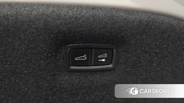 Porsche Taycan id 4958738 из Кореи 27