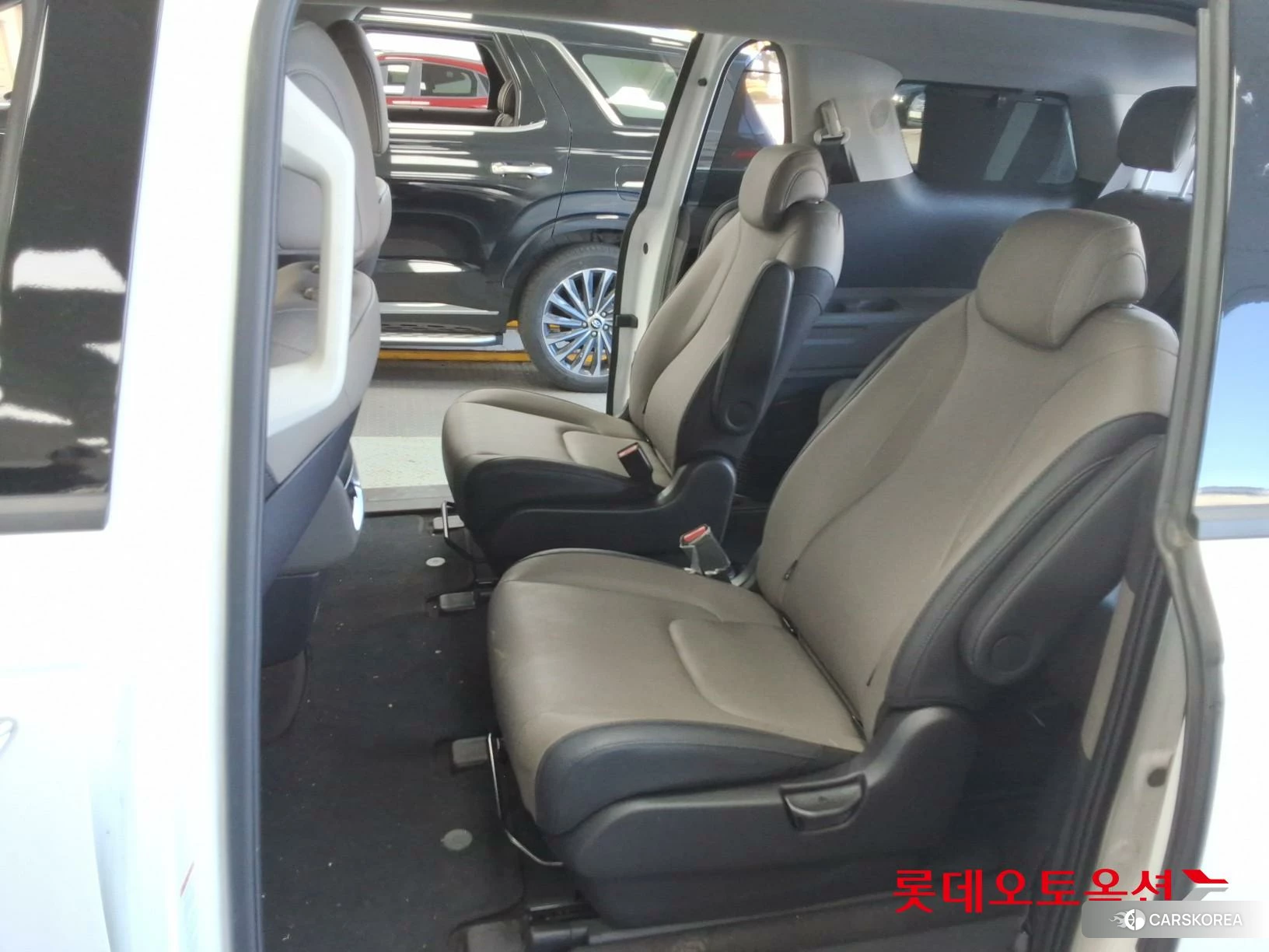 Kia Carnival id 4990050 из Кореи 27