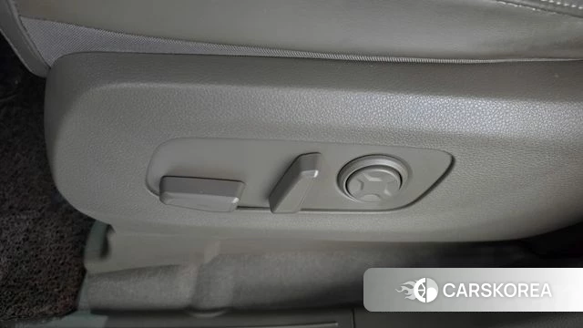 Kia Carnival 4th generation id 4849317 из Кореи 27