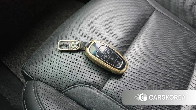 Hyundai The New Grandeur IG Hybrid id 5002725 из Кореи 27