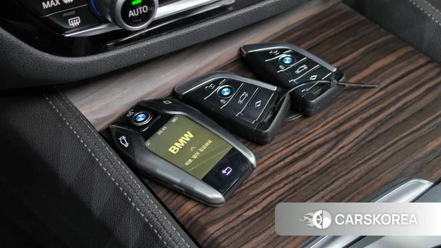 BMW 5 Series (G30) id 4978201 из Кореи 27