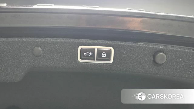 Hyundai Grandeur (GN7) id 5001872 из Кореи 27