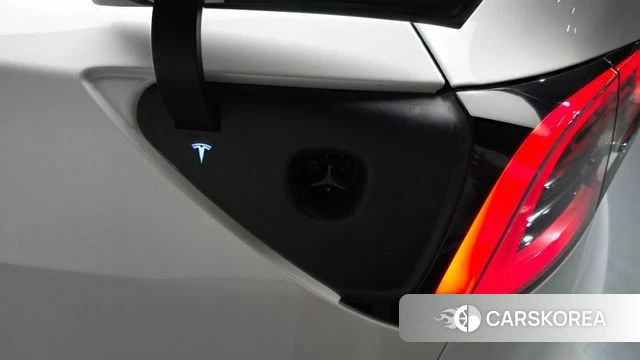 Tesla Model Y id 5016909 из Кореи 27