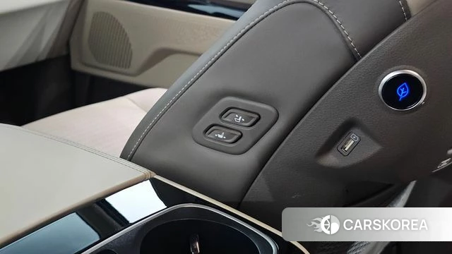 Kia Carnival 4th generation id 4917245 из Кореи 27