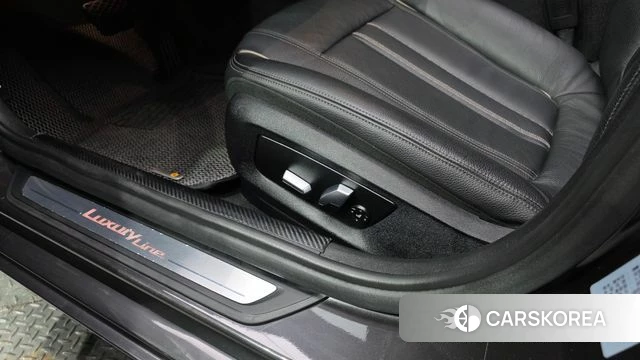 BMW 5 Series (G30) id 4967586 из Кореи 27