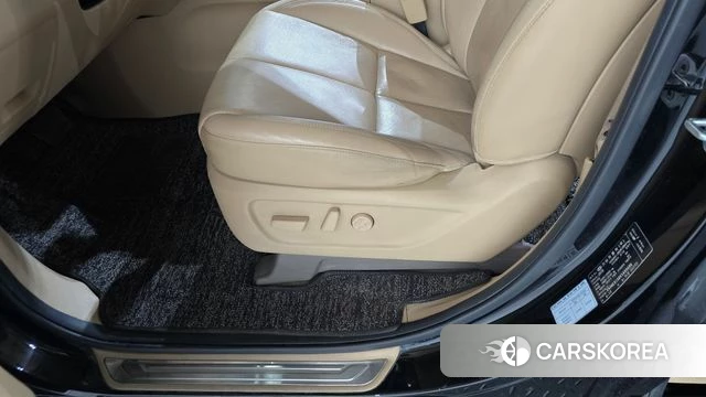 Kia The New Carnival id 4953060 из Кореи 27